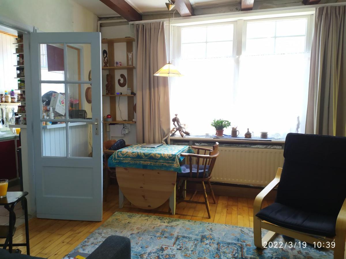 The Cosy Little House With The Sundial Villa Stavenisse Exteriör bild