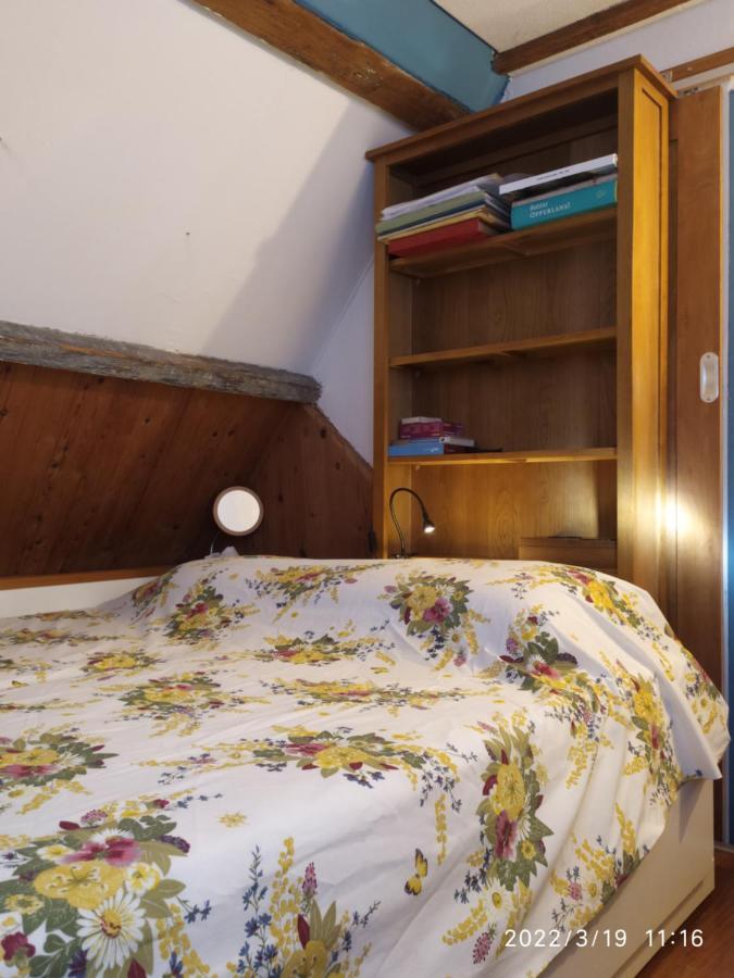The Cosy Little House With The Sundial Villa Stavenisse Exteriör bild